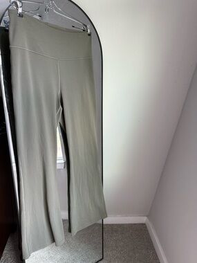 Lululemon groove wide leg pants SZ 14